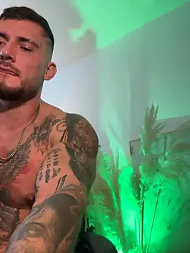 Chat XXX Live DimitriSullivan_
