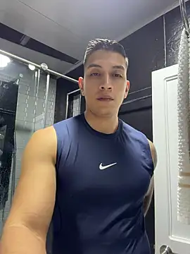 OliverWest04 Live XXX Chat