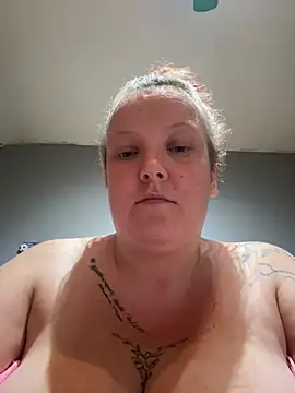 busty-bella1 Live XXX-Chat