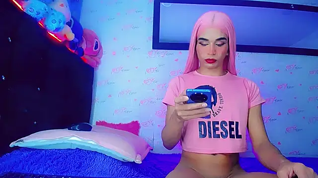 צ'אט XXX בשידור חי של SamiraHot1