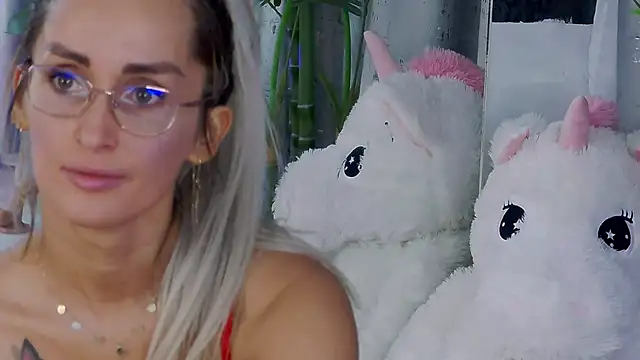 IsabelleEthan's Live XXX Chat