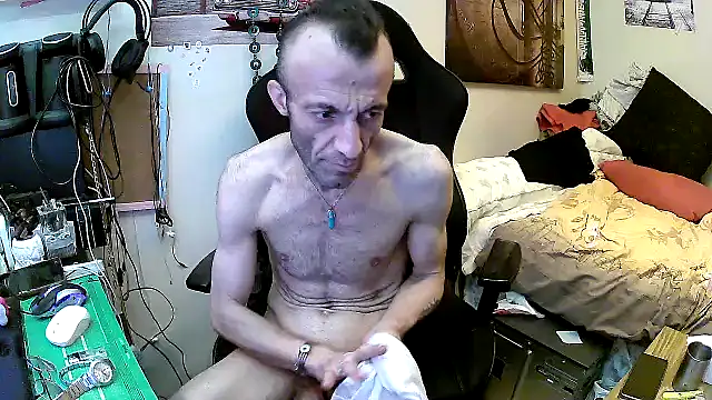 Aktorihann's Live XXX Chat