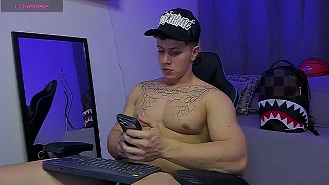 Chat XXX ao vivo de ASHTON_HILS