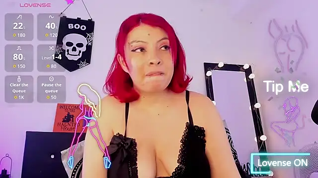 Natashayuu Chat XXX in diretta