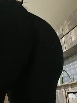 FOX_LATINA 现场XXX聊天