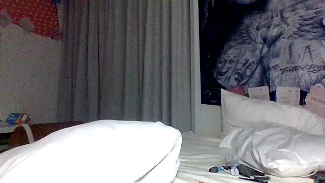 Chatroom XXX en direct de Dicksee_Left
