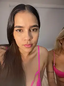 Chatroom XXX en direct de Valery_lux16