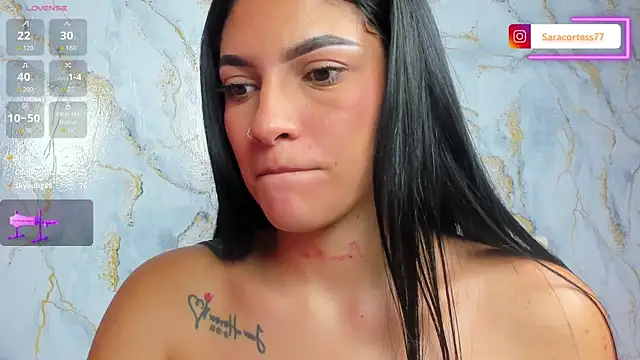 Saracortess Live XXX-chat