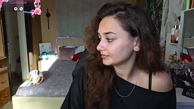 دردشة KatarinaHeaven الجنسية المباشرة