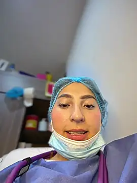 XXX chat uživo modela _QaraH
