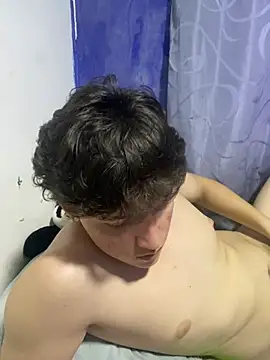 BigLatinGuy's Live XXX Chat