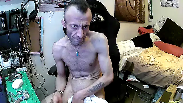 Онлайн чат XXX Aktorihann