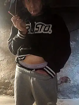 Tom4Womans Chat XXX live