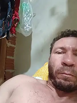 RobertoLuiz84 élő XXX-chatje