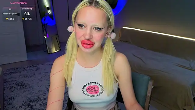 Chatroom XXX en direct de Luna_Beverly