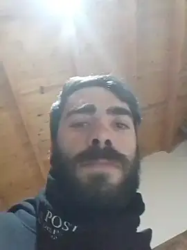 lucc051's Live XXX Chat