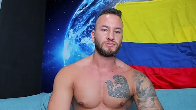 XXX chat uživo modela delessandro_world