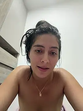 Chatroom XXX en direct de Sophie__Foxxx