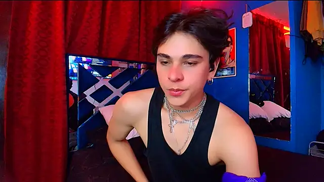 Luke_Howland Live XXX-chat