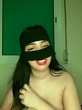 Asma-33 Show in webcam