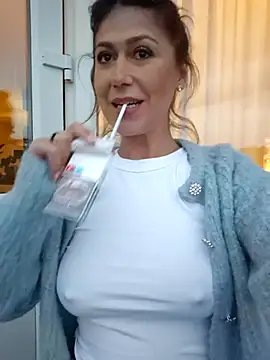 Chat XXX en directo de CelynaRoss