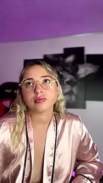 Chat +18 de Irisweet_ ao vivo