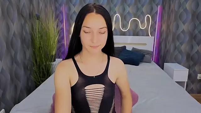 Yr_Shy_Bae's Live XXX Chat