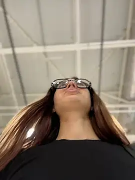 Chat +18 de Charming_Ritta ao vivo