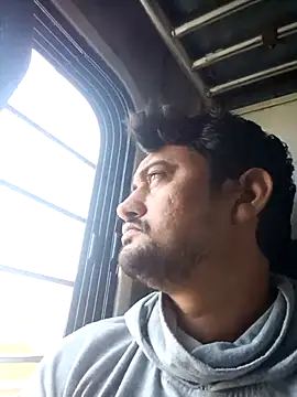 ROCOGUJUBULL's Live XXX Chat