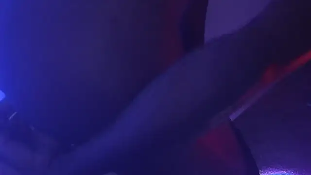 Czat XXX na żywo – Triggerhappycj100