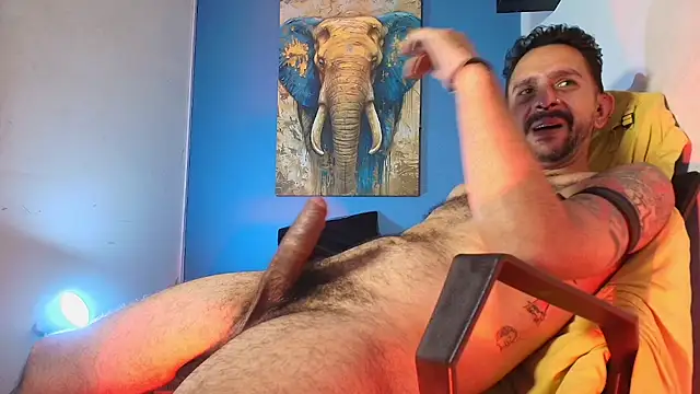 XXX chat uživo modela pigbananax