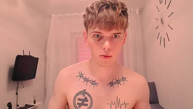 Fredd_Xanders Live XXX-chat