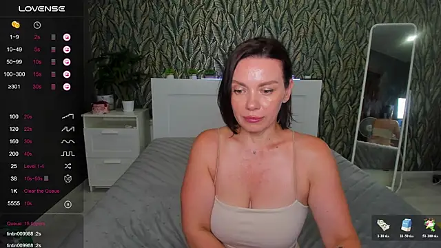 EveLibston's Live XXX Chat