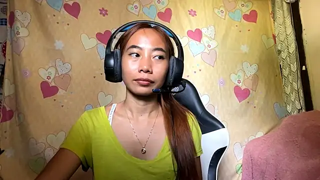 PiaSwida's Live XXX Chat