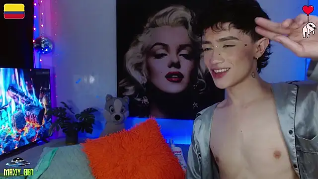 maxiy_001 élő XXX-chatje