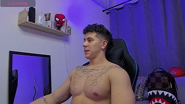 ASHTON_HILS Live XXX Chat