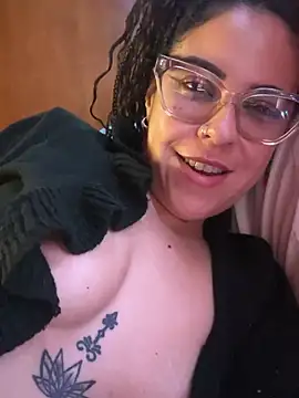 Chat XXX ao vivo de mariposapontiak420