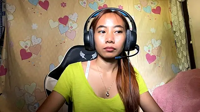 PiaSwida Live XXX Chat