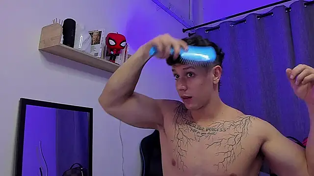 Chat XXX Live ASHTON_HILS