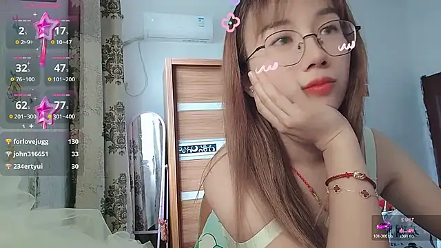 Lili_666's Live XXX Chat