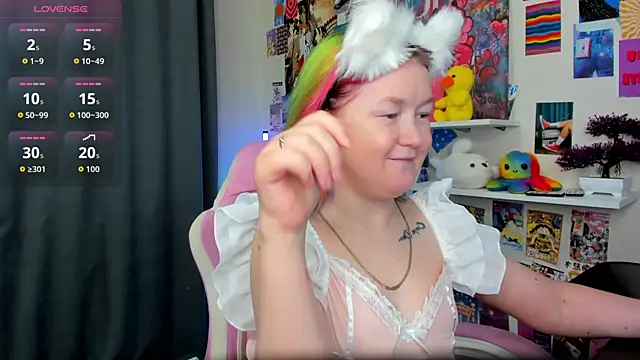 Sara_Robinson élő XXX-chatje
