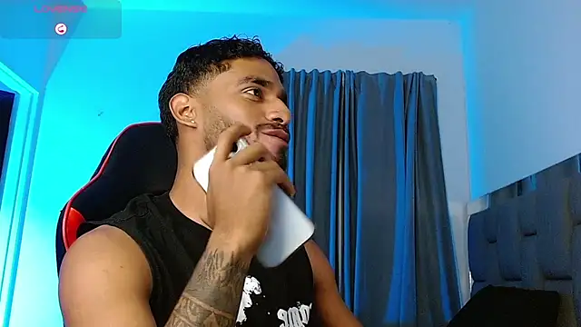 Chat +18 de Damiano_walker ao vivo