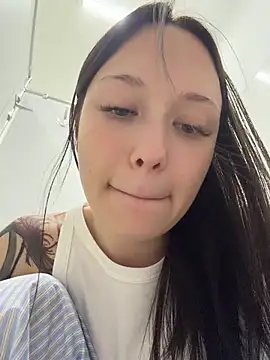 EliteBitch Шоу с уебкамера