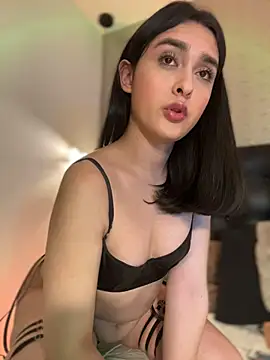 Онлайн чат XXX MiahWindsor