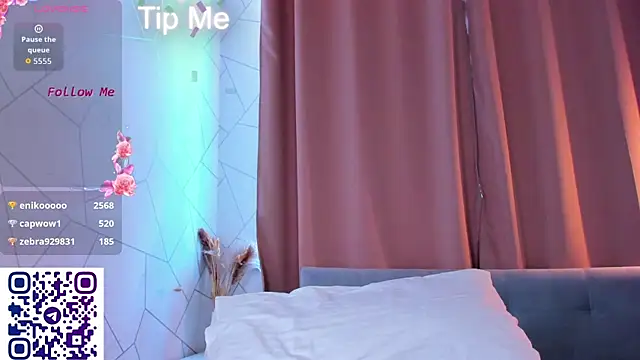 Tiffany-Grace's Live XXX Chat