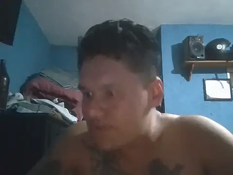 LatinoLeones – webcam-show