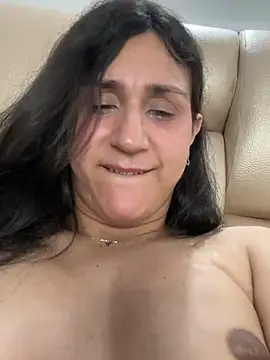 AryloverX's Live XXX Chat