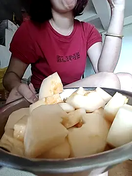 2_banana 即時 XXX 聊天
