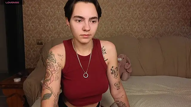 Lilihere_'s Live XXX Chat