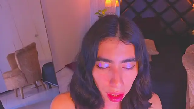 ryo_light Adlı Modelin Canlı XXX Sohbeti